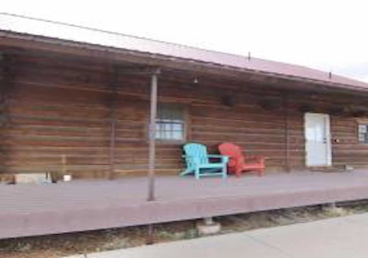 Log Haven In Blanding 빌라 외부 사진